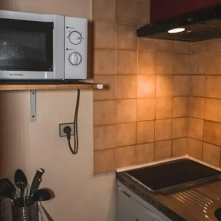Charming Studio Ideally Located In The St Cyprien District Toulouse